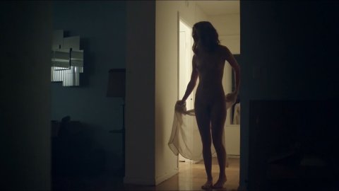 Jennifer Missoni, Dawn Olivieri - Pussy Scenes in To Whom It May Concern (2015)