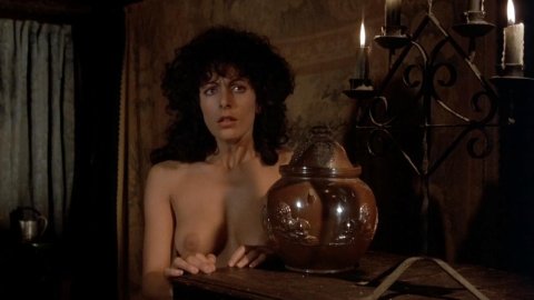 Marina Sirtis, Glynis Barber, Faye Dunaway, Lisa Mulidore - Pussy Scenes in The Wicked Lady (1983)