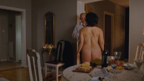 Nina Andresen Borud - Pussy Scenes in Home for Christmas (2010)